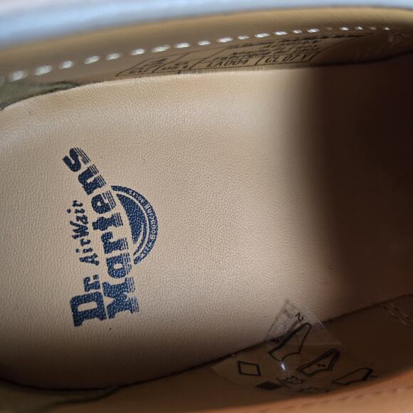 NEW Dr Martens Adrian Womens Size 6 Leather Tassel Loafer Shoes Taupe - Picture 11 of 11